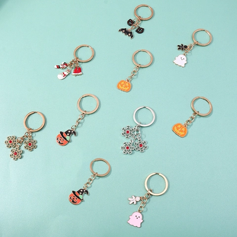 Cartoon Halloween Pumpkin Ghost Keychain Christmas Snowflake Rhinestone Alloy Enamel Bag Pendant Accessories Festive Holiday Gift