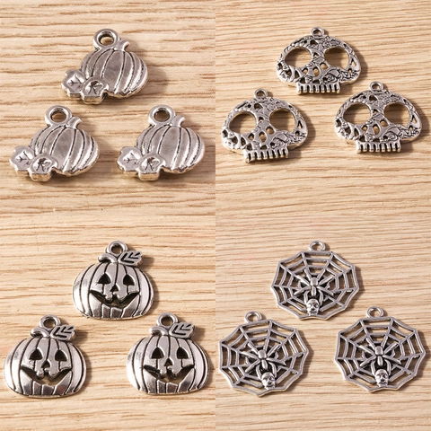 Halloween Pendentifs en Alliage DIY Accessoires de Bijoux Rétro Argent Antique Citrouille Crâne Toile d'Araignée Collier Charms pour Fête Artisanat