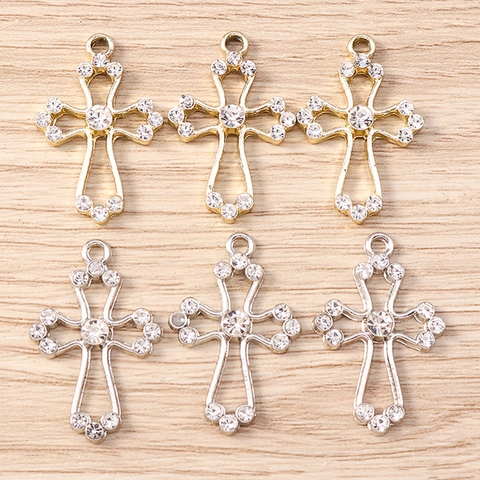 Anhänger Aus Zinklegierung Mit Strass Hohlkreuz DIY Halskette Armband Zubehör Minimalistischer Schmuck Charm Elegant Gold