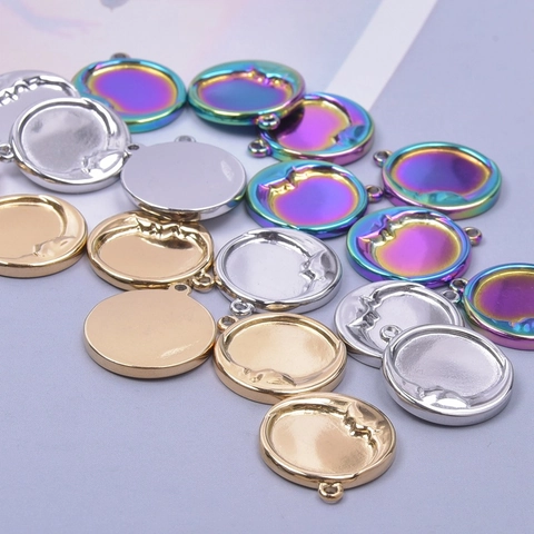 Stainless Steel Moon Face Relief Circular Pendant DIY Jewelry Making Retro Minimalist Charm For Necklace Bracelet Gold Silver Rainbow