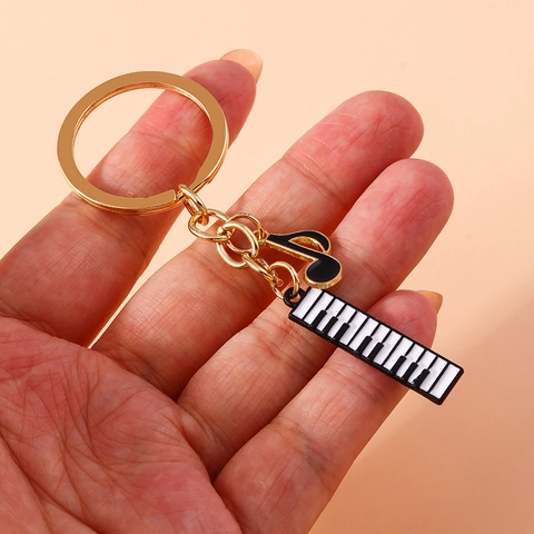 Muzieknoot Piano Toets Sleutelhanger Zinklegering Verguld Rugzak Hanger Auto Ornament Cadeau Voor Muziekliefhebbers