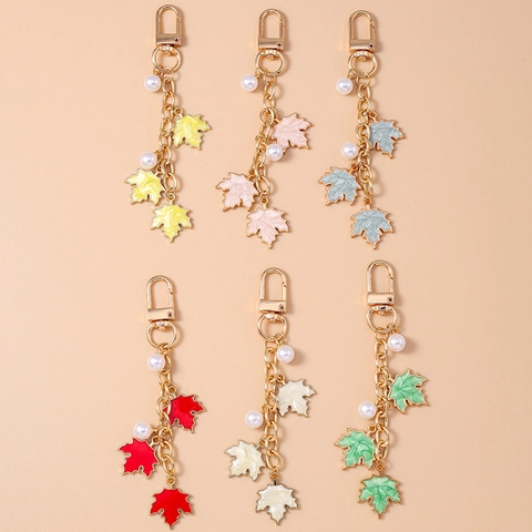 Ahornblatt Perle Schlüsselanhänger Elegant Legierung Emaille Blatt Anhänger Handtaschen Charme Dekorativ Damen Geschenk
