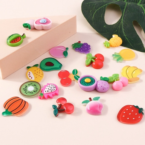 Simulation Fruit Resin Charms DIY Handcraft Accessories For Phone Case Decoration Cute Strawberry Peach Banana Flatback Resin Cabochons For Fridge Magnet