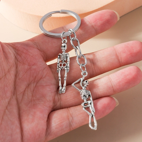 Vintage Halloween Metal Keychain Gothic Witch Skeleton Pumpkin Spider Web Charm Key Ring Jewelry For Women Men Party Gift