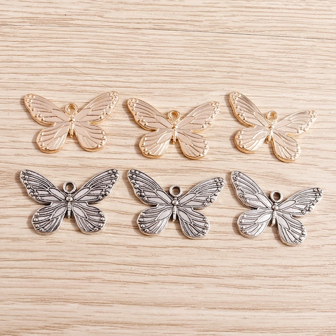 Ciondoli a Farfalla in Lega Vintage con Rilievo per Creazione di Gioielli Fai da Te Collana Orecchini Accessori Stile Etnico