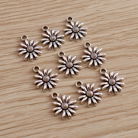 Ciondoli a Margherita Vintage in Lega Argentata Charms Floreali Per Creazione Gioielli DIY Accessori Artigianali
