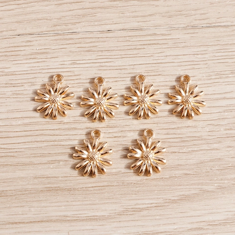 Legierung Galvanisiert Gänseblümchen Blume Anhänger DIY Schmuckzubehör Gold Floral Anhänger Für Schlüsselanhänger Bastelprojekte