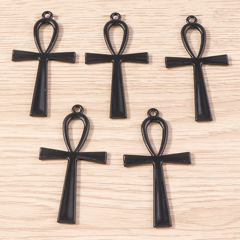 Ensemble de Pendentifs Croix Rose Gothique Noirs en Alliage Creux Ankh Croix Ailée pour Fabrication de Bijoux DIY Accessoires Collier