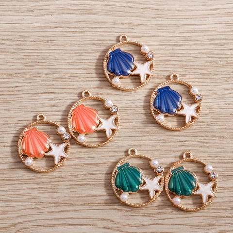 Ciondolo Fai-da-te Tondo in Lega a Tema Marino Con Conchiglia Stella Marina Perle Artificiali e Strass per Creazione Gioielli