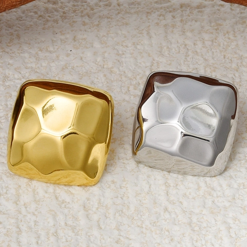 Orecchini a Bottone Quadrati Martellati Irregolari in Acciaio Inossidabile 304 per Donna Gioielli Minimalisti Placcati Oro Argento
