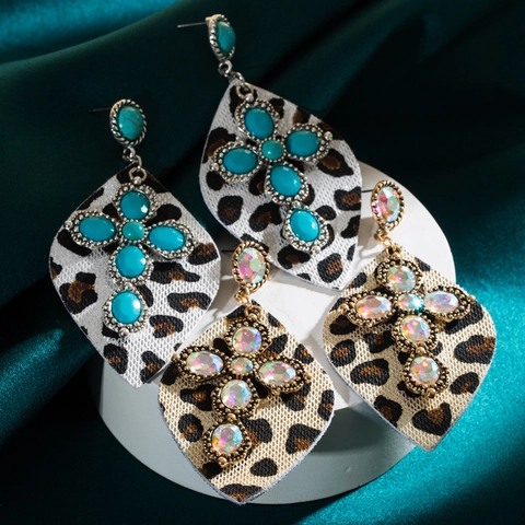 Boucles d'Oreilles Pendantes Feuilles en Cuir Imprimé Léopard Vintage Femmes Alliage Turquoise Croix Bijoux Rétro Cadeau