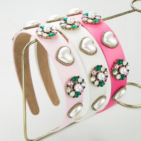Baroque Vintage Wide Brim Padded Headband For Women Sweet Satin Alloy Heart Artificial Pearl Rhinestone Inlaid Hair Accessory