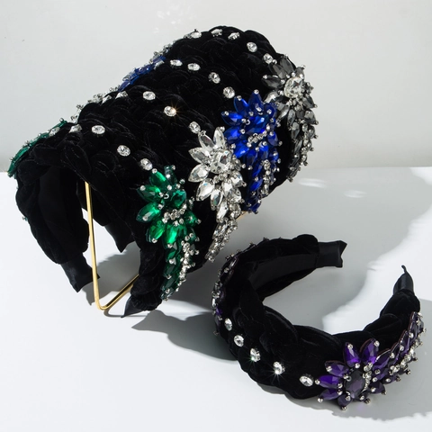 Luxury Velvet Woven Padded Headband For Women Vintage Floral Glass Rhinestone Hand Sewn Hair Hoop For Banquet Party Hair Accessory