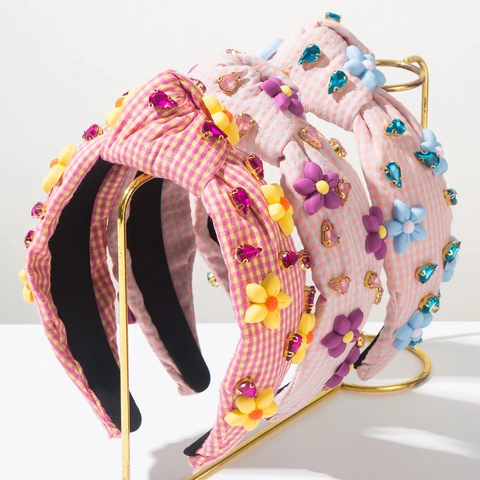 Zoete Gingham Ruit Haarklem Met Hars Bloem En Strass Mode Brede Knoop Haarband Voor Vrouwen Feest Haaraccessoires