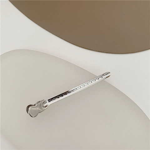 Minimalist Silver Metal Duckbill Hair Clips For Women Positioning Hairpins Professional Styling Hair Accessories For Fine Hair