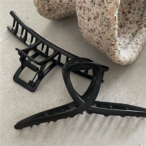 Pinza per Capelli Minimalista in Lega Nero Opaco per Donna Design Geometrico a Croce Grande Fermaglio per Capelli Accessorio