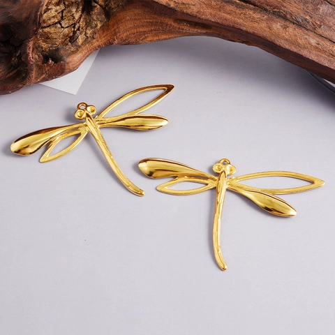304 Stainless Steel 3D Large Dragonfly Pendant Necklace 18K Gold Plated Hollow Wing Insect Charm Jewelry For Women Everyday