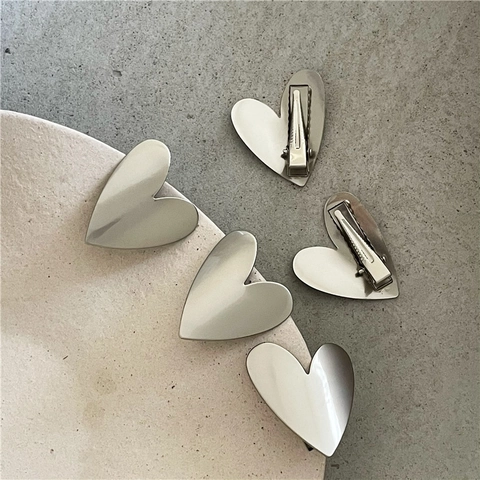 Minimalistische Silbergrau Legierung Herz Haarspange Metall Entenschnabel Clip Elegant Einfache Pony Seitenclip Mode Kopfschmuck Damen