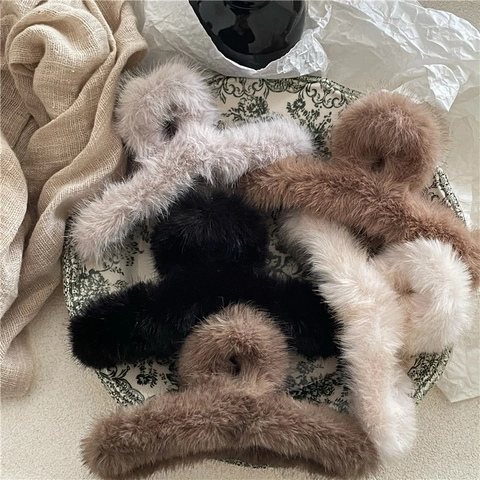 Women's Faux Mink Fur Hair Claw Clip Large Plush Shark Clip For Thick Hair Winter Soft Warm Solid Color Hair Accessory