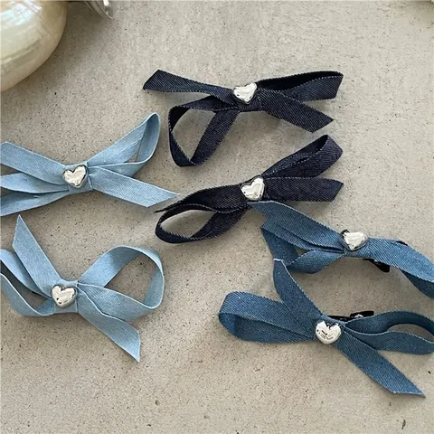 Sweet Denim Bow Hair Clips With Heart Metal Decor Korean Style Blue Fabric Duckbill Clips For Women Girls Hair Accessories