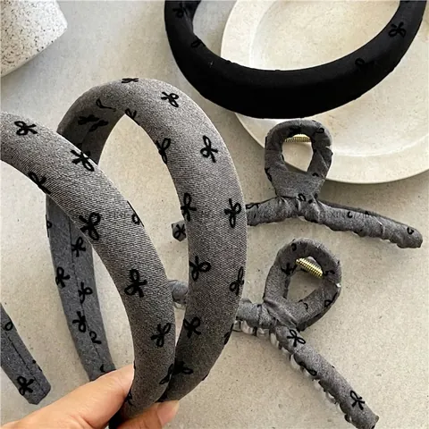 Damen Koreanischer Stil Stoff Schleife Druck Haarreif Elegant Schmetterlingsmuster Haarkralle Clip Mode Pendler Kopfschmuck