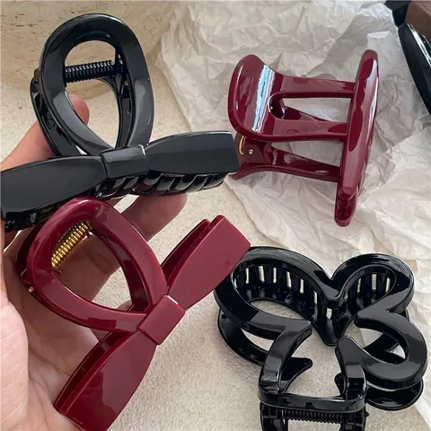 Women Fashion Plastic Hair Claw Clips Elegant Bowknot Hollow Flower Geometric Hair Clips For Daily Styling Party Accessoires