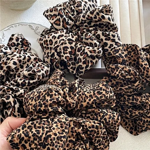 Übergroßes Haargummi mit Leopardenmuster für Damen Elastischer Pferdeschwanzhalter Modisches Accessoire
