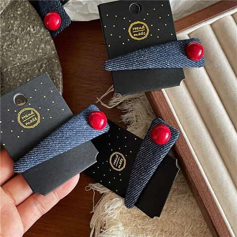 Fermaglio per Capelli BB a Triangolo in Denim Stile Coreano Con Perlina Rossa Retro Fatto a Mano in Tessuto Blu per Donna