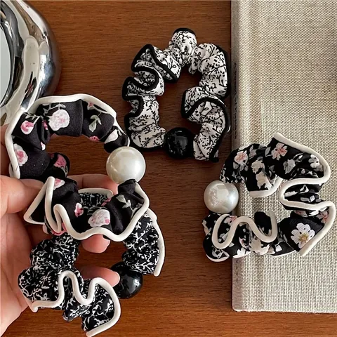 Coleteros de Tela Floral para Mujer Con Perla Artificial Borde Festoneado Gomas para el Pelo Estilo Coreano Vintage