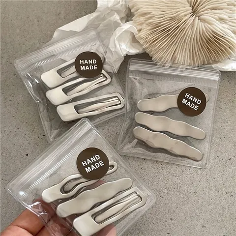 Fermaglio per Capelli Geometrico in Metallo Argento Opaco a Onde Rettangolari per Donna Accessori Capelli Moda Minimalisti