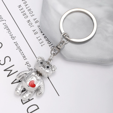 Llavero De Oso Mecánico Con Corazón Rojo Aleación De Zinc Plata Textura De Costura Colgante De Mochila Dibujos Animados Regalo