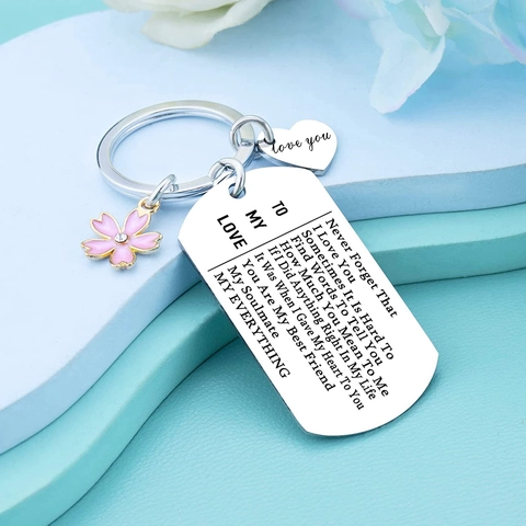 To My Love Edelstahl Schlüsselanhänger Gravierte Buchstaben Erkennungsmarke Herz Rosa Emaille Kirschblüte Anhänger Geschenk Für Sie