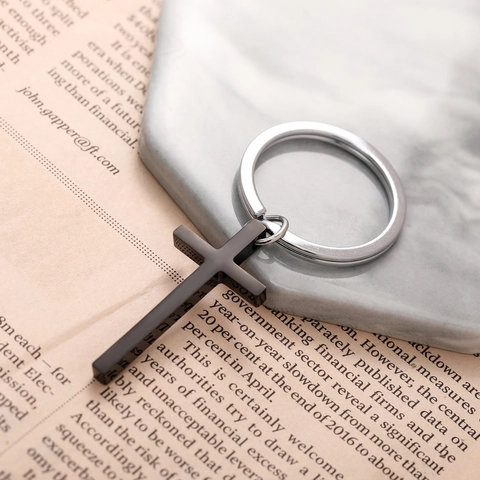 Porte-clés Croix 3D en Acier Inoxydable Minimaliste Anneau Porte-clés Anti-Perte Ornement de Sac à Dos pour Hommes Femmes Cadeau