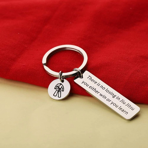 Porte-clés Jiu Jitsu en Acier Inoxydable Citation de Motivation Arts Martiaux Icône Uniforme Gi Anneau Porte-clés Cadeau Fan Sport Argent