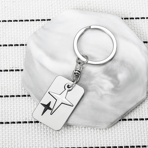 Modern Minimalistisch Metalen Ster Vierkante Plaat Sleutelhanger Creatieve Dubbele Laag Vierzijdige Ster Auto Sleutelring Voor Heren Dames