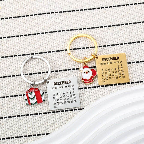 Christmas Calendar Keychain Stainless Steel Santa Claus Gift Box Enamel Pendant December Date Key Ring Holiday Souvenir Accessory