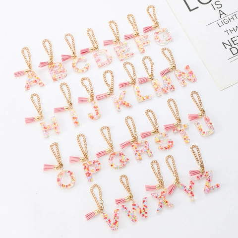Initial Resin Alphabet Keychain With Pink Tassel Colorful Heart Sequins Inlay Gold Metal Clip Cute Pendant Bag Charm For Women Girls Accessory