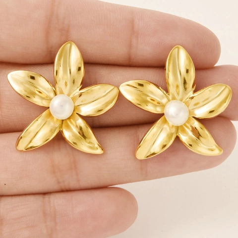 Orecchini a Bottone a Fiore in Acciaio Inossidabile 304 Perla Naturale Eleganti Minimalisti Oro Argento Gioielli da Donna
