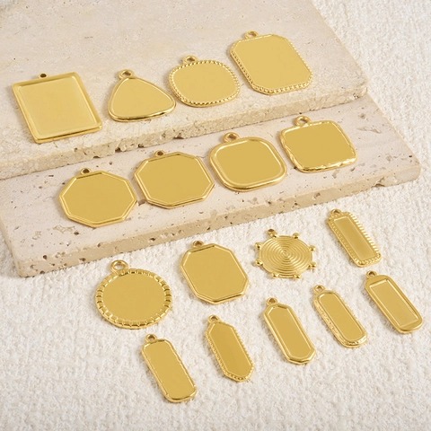 Base per Ciondolo Geometrico in Acciaio Inossidabile 304 Placcato Oro 18K Galvanica Sottovuoto Ciondolo Vuoto Irregolare per Accessori Creazione Gioielli Fai da Te