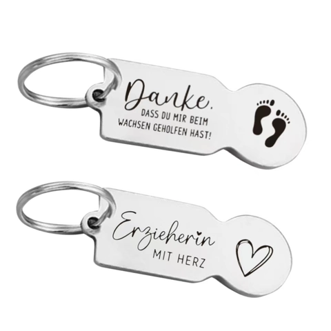 Llavero de Ficha de Carrito de Compras de Acero Inoxidable Texto Alemán Patrón de Corazón Huellas Llavero de Metal