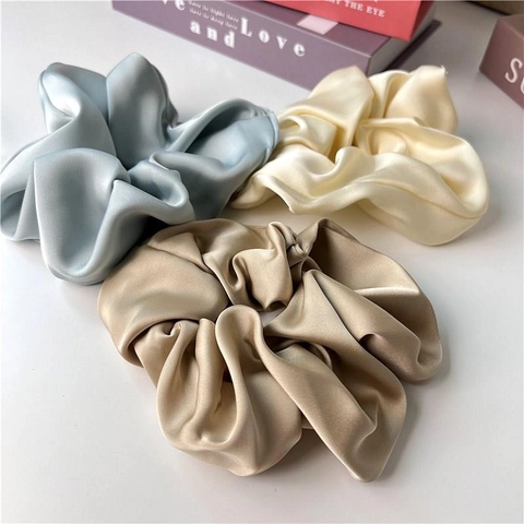 Large Satin Scrunchie Elastic Hair Band For Women Korean Minimalist Oversized Elegant Solid Color Satin Hair Tie Accessory