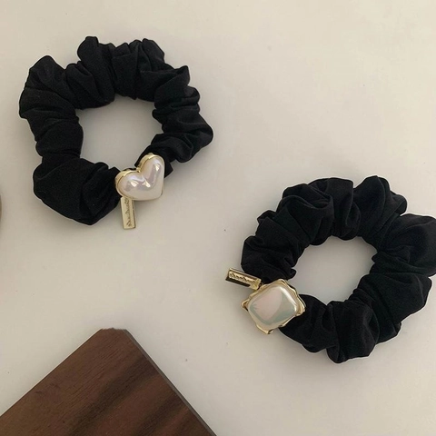 Vintage Herz Künstliche Perle Schwarz Haargummis Für Damen Hohe Elastizität Gefalteter Stoff Haarbänder Elegante Französische Haar Accessoires
