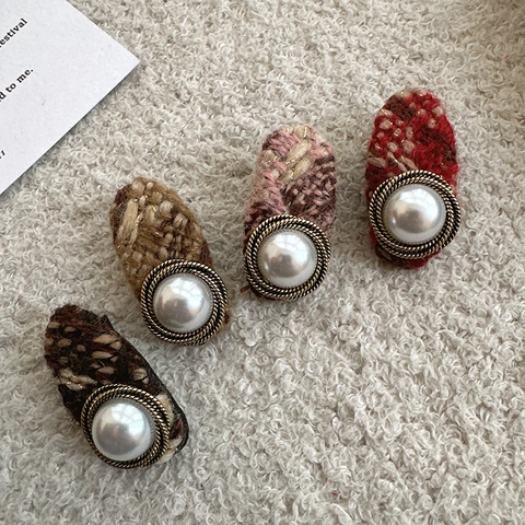 Pinza para el Cabello de Tela Tweed Estilo Francés Vintage Elegante Pinza de Pico de Pato de Aleación con Perla Artificial