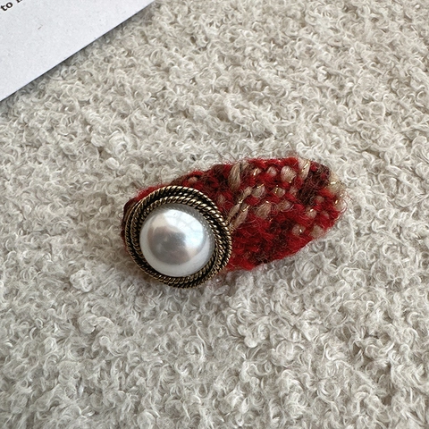Pinza para el Cabello de Tela Tweed Estilo Francés Vintage Elegante Pinza de Pico de Pato de Aleación con Perla Artificial