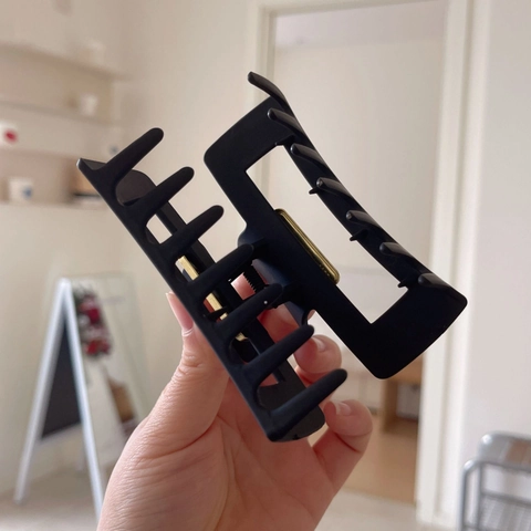 Pinza per Capelli in Acrilico Opaco Rettangolare Grande Pinza a Squalo Accessori per Capelli Eleganti Minimalisti Coreani Donna