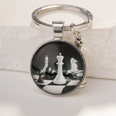 Kreatives Schach Schlüsselanhänger Metall Glas Cabochon Bauer Springer König Dame Spiel Anhänger Retro Schlüsselanhänger Geschenk