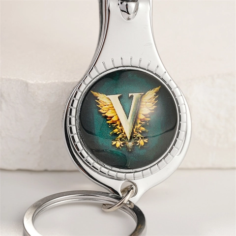 Portachiavi in Metallo Multifunzionale 3-In-1 Tagliaunghie Apribottiglie Design Artistico con Lettere e Farfalle Strumento Portatile Accessorio Quotidiano