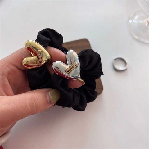 Elastico per Capelli in Satin Nero Con Ciondolo a Cuore in Metallo Semplice Moda Commute Accessori per Capelli da Donna