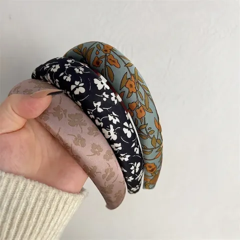 French Vintage Floral Padded Headband Satin Fabric Thick Wide Hair Hoop Retro Elegant Hair Accessories For Women Daily