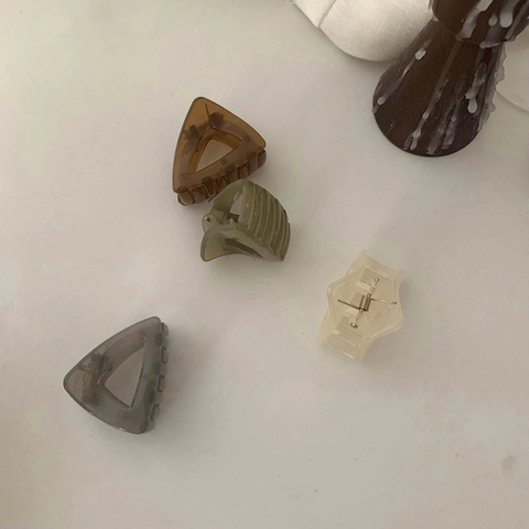 Minimalistische Geometrische Dreieck Haarklammer Lichtdurchlässiger Kunststoff Kleine Haarklammer Für Damen Täglich Mode Haarschmuck
